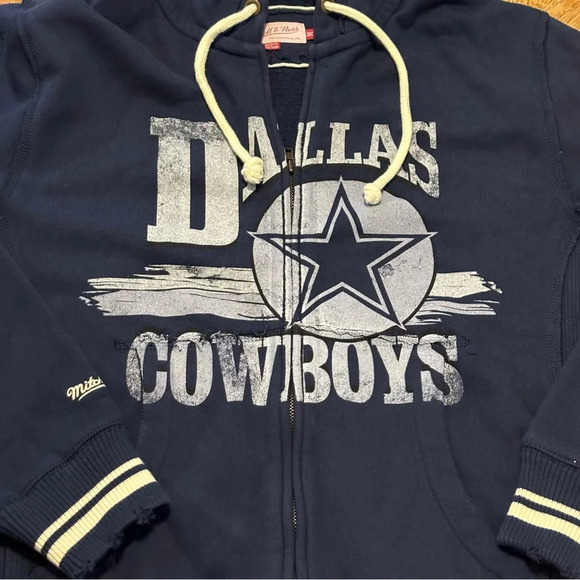 Mitchell & Ness Dallas Cowboys Size Medium full zip up Hoodie Blue Distressed - Picture 4 of 8